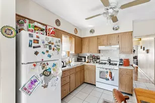 14-16 Hull St, Belmont, MA 02478 - Photo 8