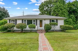 12 Casavan Ave, Shrewsbury, MA 01545 - Photo 2