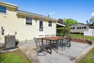 64 Holliston St, Medway, MA 02053 - Photo 16