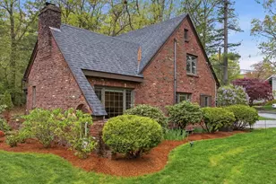 223 Franklin St, Reading, MA 01867 - Photo 4