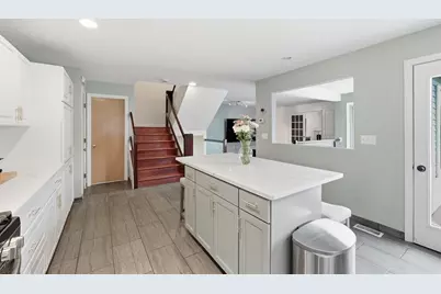 156 Algonquin Trl #156, Ashland, MA 01721 - Photo 6