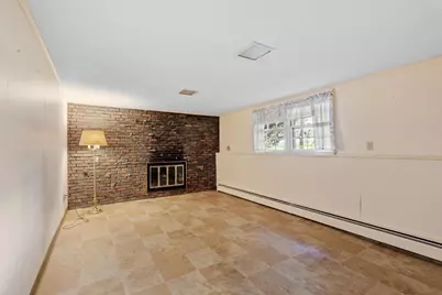 122 Milton St, Waltham, MA 02453 - Photo 16