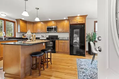 7 King Street, Reading, MA 01867 - Photo 10