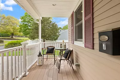 7 King Street, Reading, MA 01867 - Photo 4