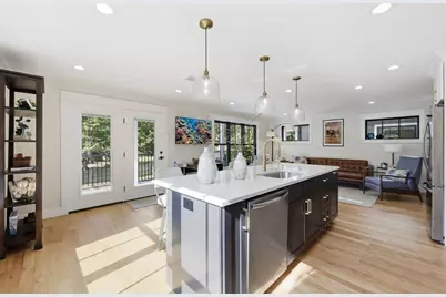 14 Garfield St. #A2, Northampton, MA 01062 - Photo 1