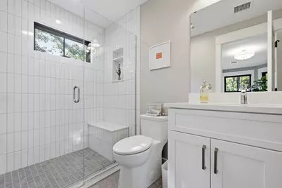 14 Garfield St. #A2, Northampton, MA 01062 - Photo 20