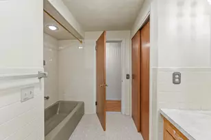 28 Mayflower Cir, Leicester, MA 01524 - Photo 26