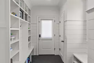 7 Massasoit Rd, Wellesley, MA 02481 - Photo 16