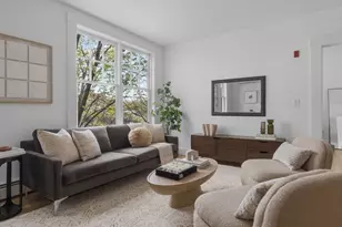 432 Norfolk St, Somerville, MA 02143 - Photo 10