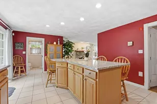 6 Packard St, Woburn, MA 01801 - Photo 10