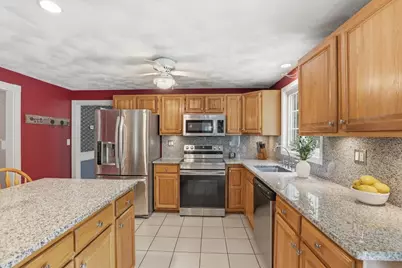 6 Packard Street, Woburn, MA 01801 - Photo 8