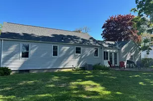 65 Brookside Cir, Springfield, MA 01129 - Photo 4