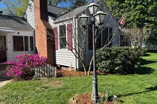 65 Brookside Cir, Springfield, MA 01129 - Photo 2
