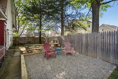 217 Ellsworth Ave, Springfield, MA 01118 - Photo 28
