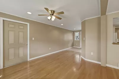 151 Edgewood Avenue, Chicopee, MA 01013 - Photo 12