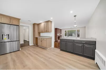 35 Peters St #1, North Andover, MA 01845 - Photo 6