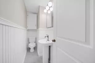 35 Peters St, North Andover, MA 01845 - Photo 24
