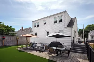 9 G St, Hull, MA 02045 - Photo 2