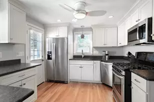 9 G St, Hull, MA 02045 - Photo 14