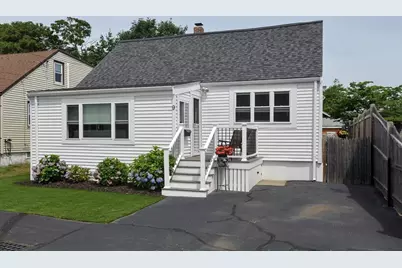 9 G St, Hull, MA 02045 - Photo 1