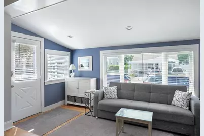 9 G St, Hull, MA 02045 - Photo 6