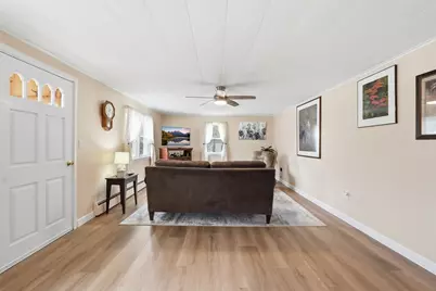 170 Glenallen St, Winchendon, MA 01475 - Photo 10