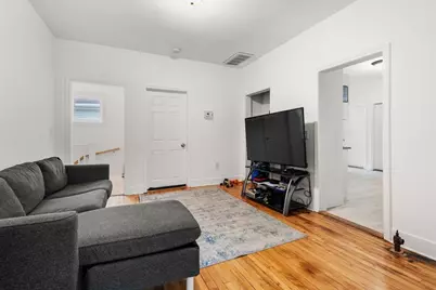252 Shaw St, Lowell, MA 01851 - Photo 8