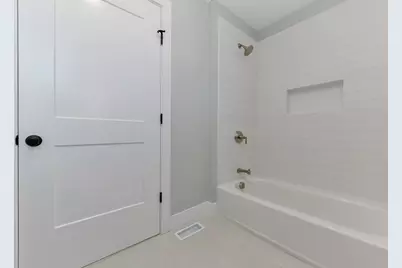145 Stoughton St #4, Boston, MA 02125 - Photo 16