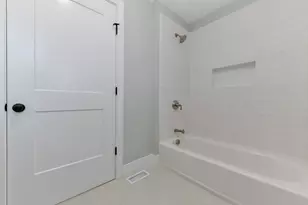 145 Stoughton St, Boston, MA 02125 - Photo 16