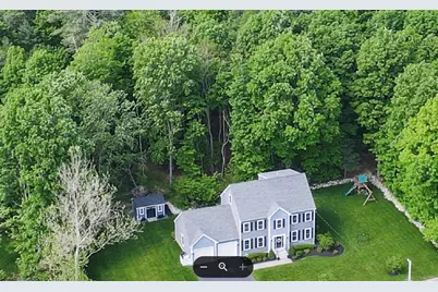 11 Highland St, Easton, MA 02375 - Photo 4