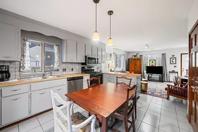 3 London Court, Boston, MA 02128 - Photo 8