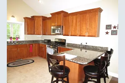 12 Driftwood Lane #55, Rockland, MA 02370 - Photo 2