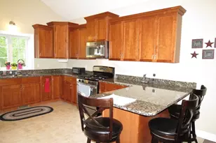 12 Driftwood Ln, Rockland, MA 02370 - Photo 2