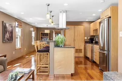 419 E 3rd St, Boston, MA 02127 - Photo 4