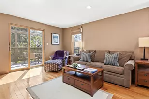 419 E 3rd St, Boston, MA 02127 - Photo 8