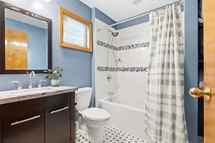 419 E 3rd St, Boston, MA 02127 - Photo 28