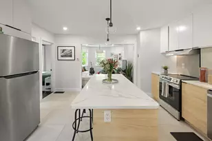 33 Thurston Ave, Northbridge, MA 01588 - Photo 4