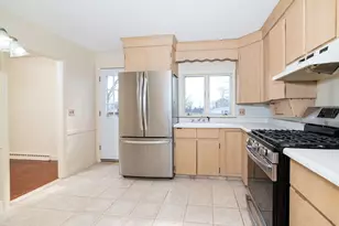 32 Crawford St, Randolph, MA 02368 - Photo 12