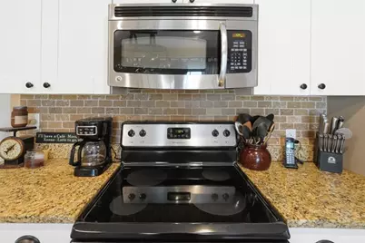 182 Leicester St, Auburn, MA 01501 - Photo 12