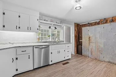238 South St, Douglas, MA 01516 - Photo 6