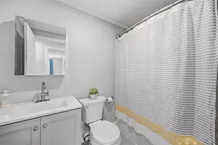 10 West Ave, Hudson, MA 01749 - Photo 18