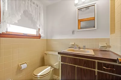 12 Highland Ave, Woburn, MA 01801 - Photo 22