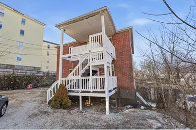 98 Cross St, Southbridge, MA 01550 - Photo 6
