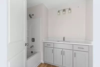 393-5 Court St #5, Plymouth, MA 02360 - Photo 16