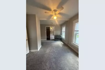 162 Green St, Gardner, MA 01440 - Photo 8