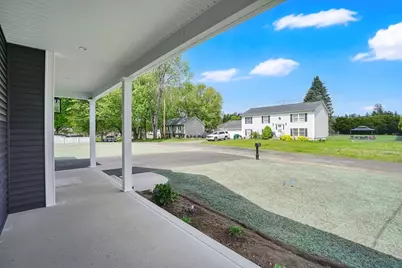 57 America St, Chicopee, MA 01013 - Photo 4