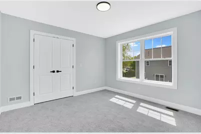 57 America St, Chicopee, MA 01013 - Photo 18