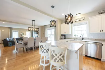 41 Westview Ave, Millbury, MA 01527 - Photo 4