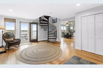 43 Cliff Dr, Freetown, MA 02702 - Photo 12