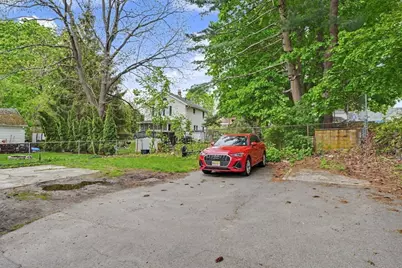 31 East Walnut Street, Taunton, MA 02780 - Photo 26